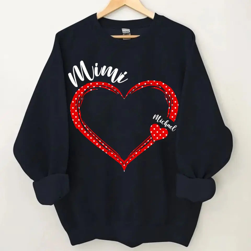 Personalized grandma Nana Mommy aunt child name heart-shaped clothes