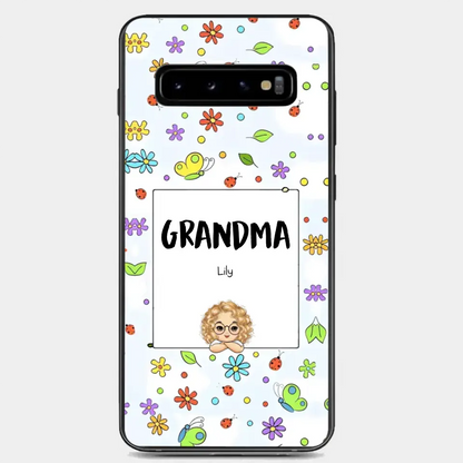 Personalized Grandma with Kids Name Flowers Background Gift For Grandma Phonecase