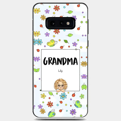 Personalized Grandma with Kids Name Flowers Background Gift For Grandma Phonecase