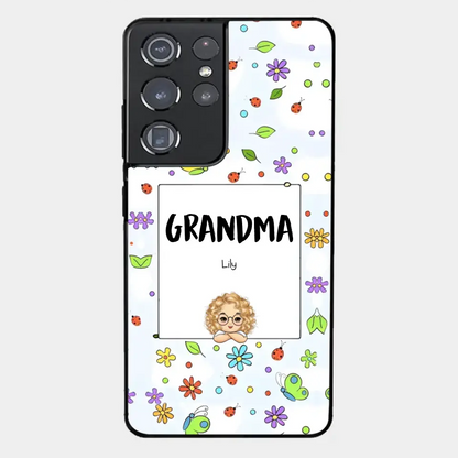 Personalized Grandma with Kids Name Flowers Background Gift For Grandma Phonecase