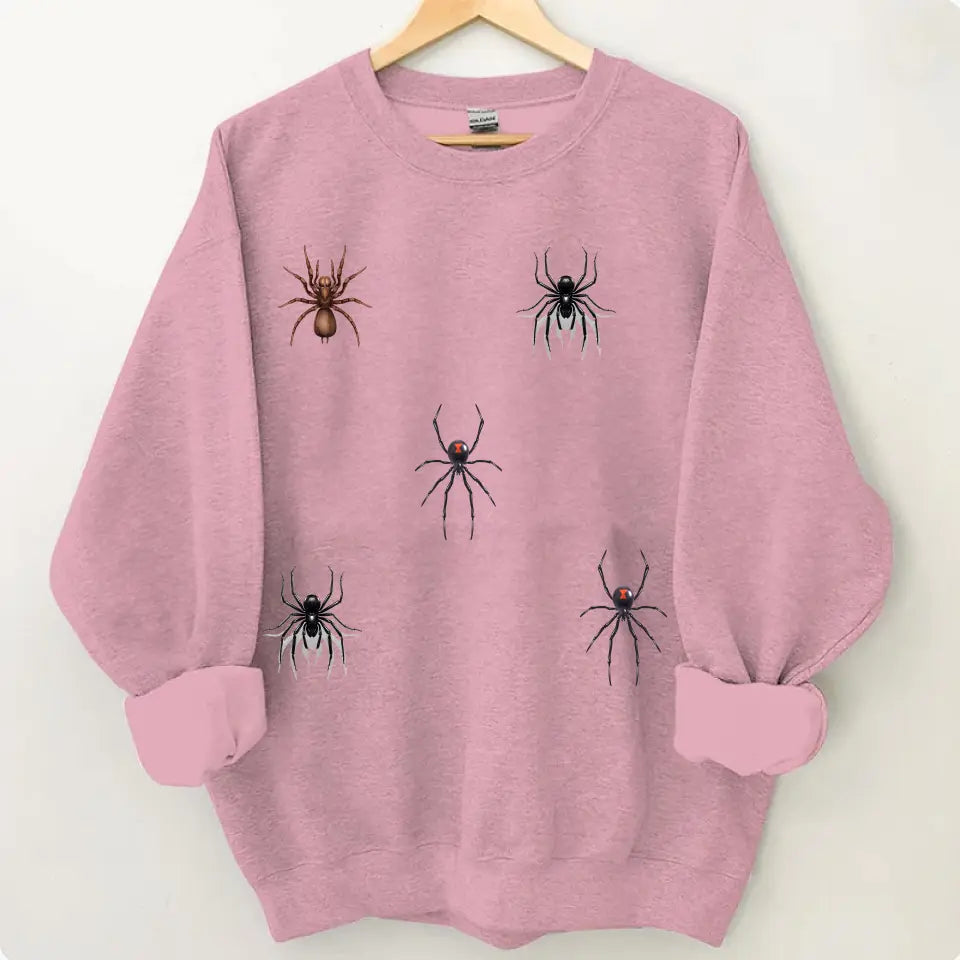 Interesting personalized spider outfit, the ultimate tool for squeezing into the subway and bus.