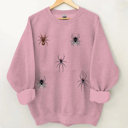 Interesting personalized spider outfit, the ultimate tool for squeezing into the subway and bus.